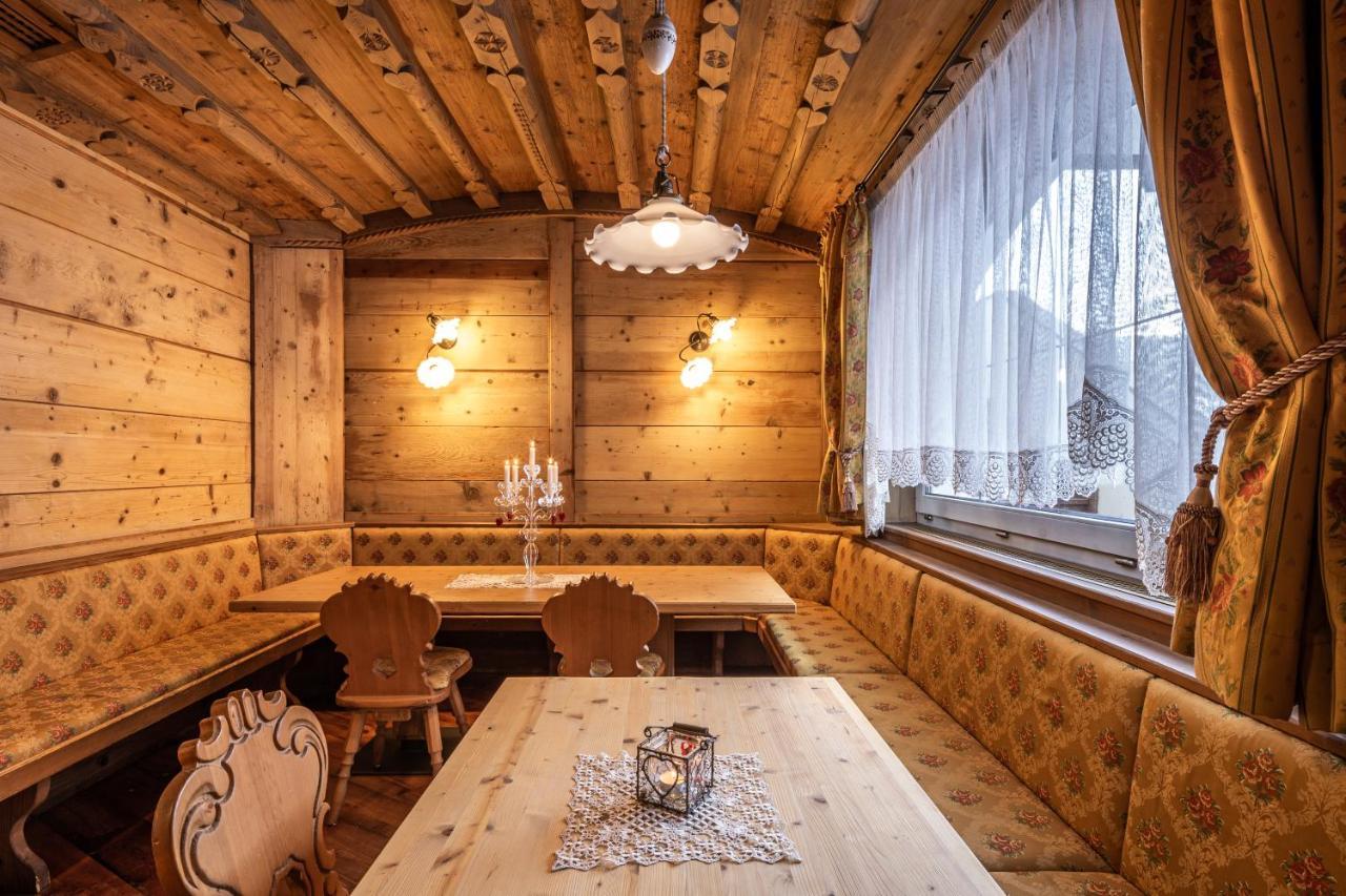 Hotel Soreghes Gran Chalet Campitello di Fassa Eksteriør bilde